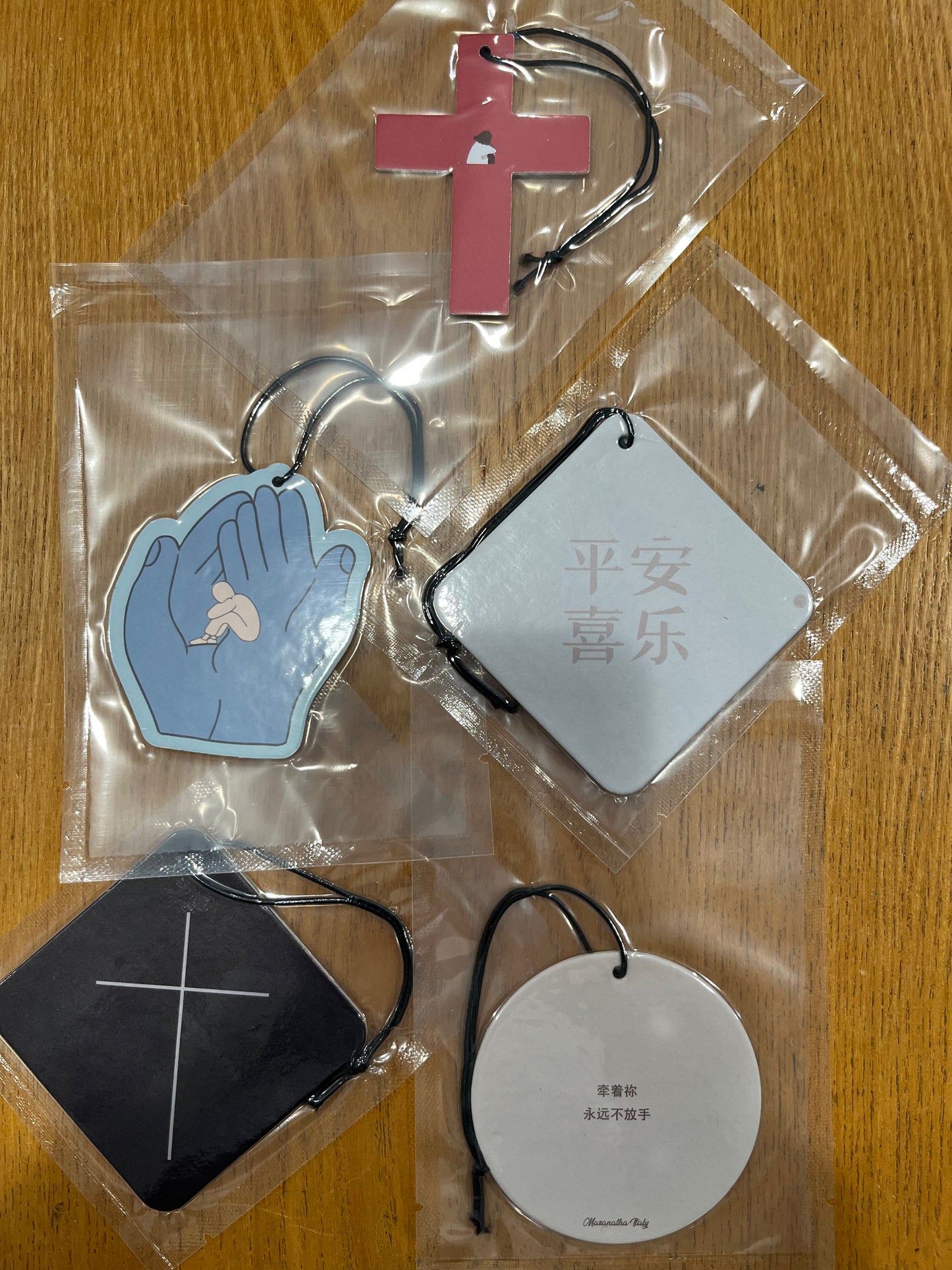 汽车香片5片一套Car Air Freshener Hanging Set (5pcs)汽車空氣清新掛件5件套装